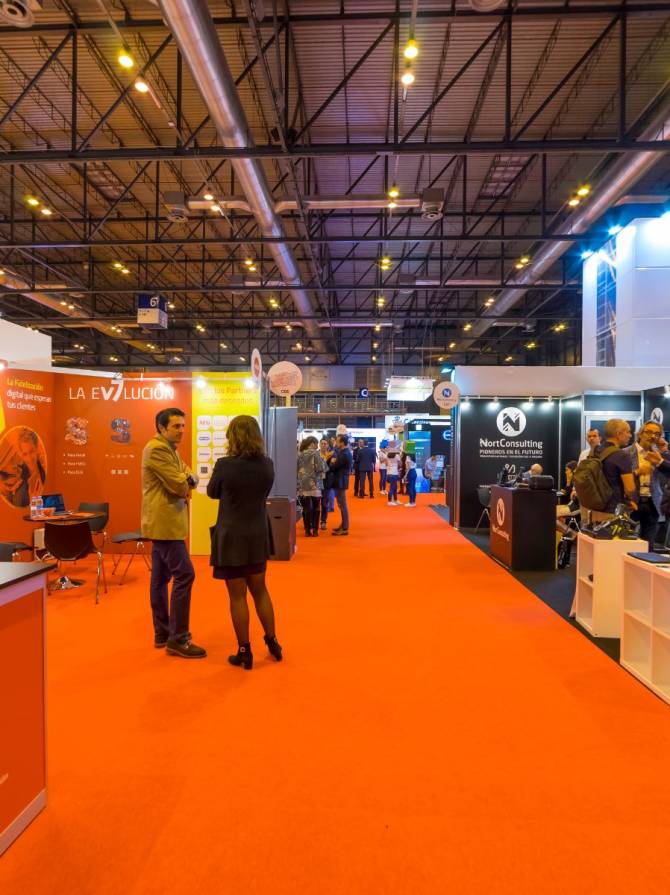 Lien de secours routeur 4G sur salon entreprise proposé par Open6